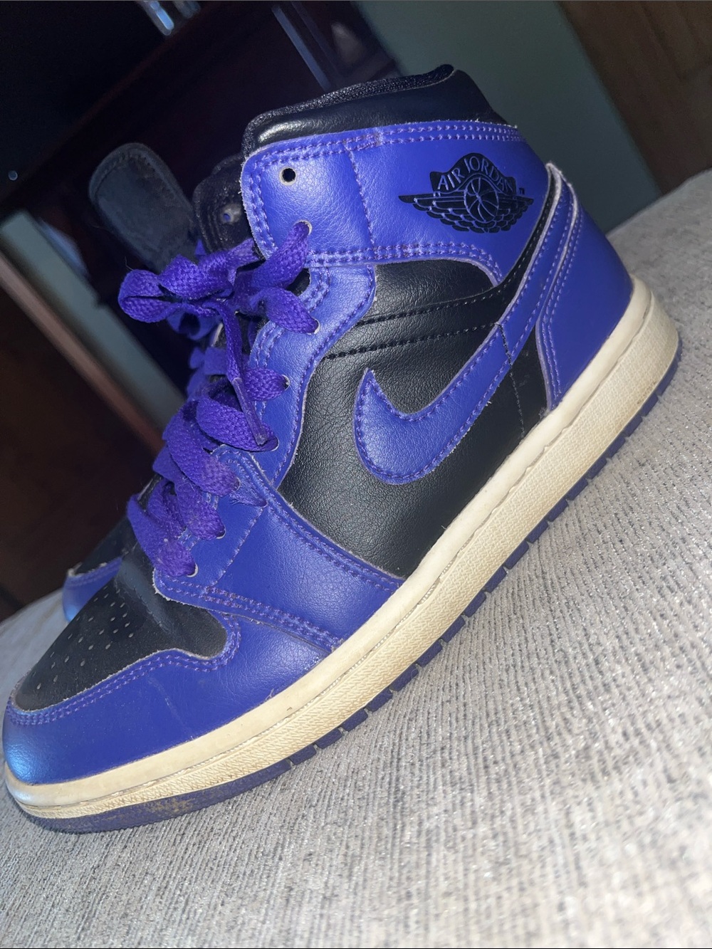 Jordan Kids High-Top Sneakers in Purple and Black